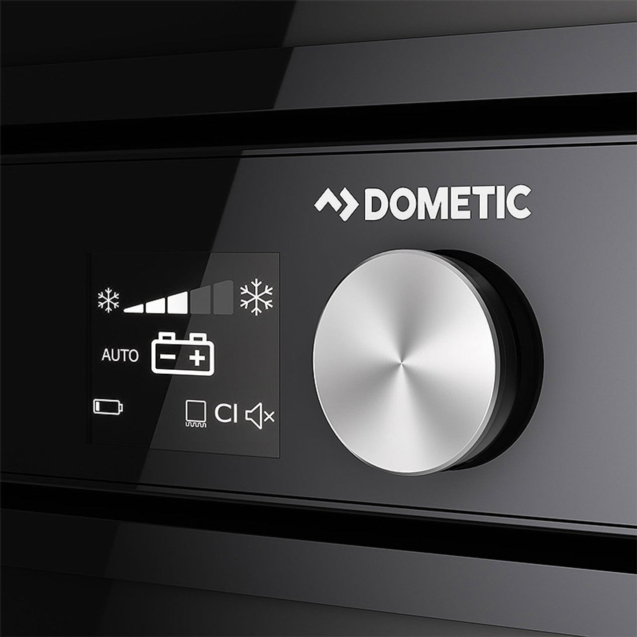 Operating the new Dometic Fridge Freezer